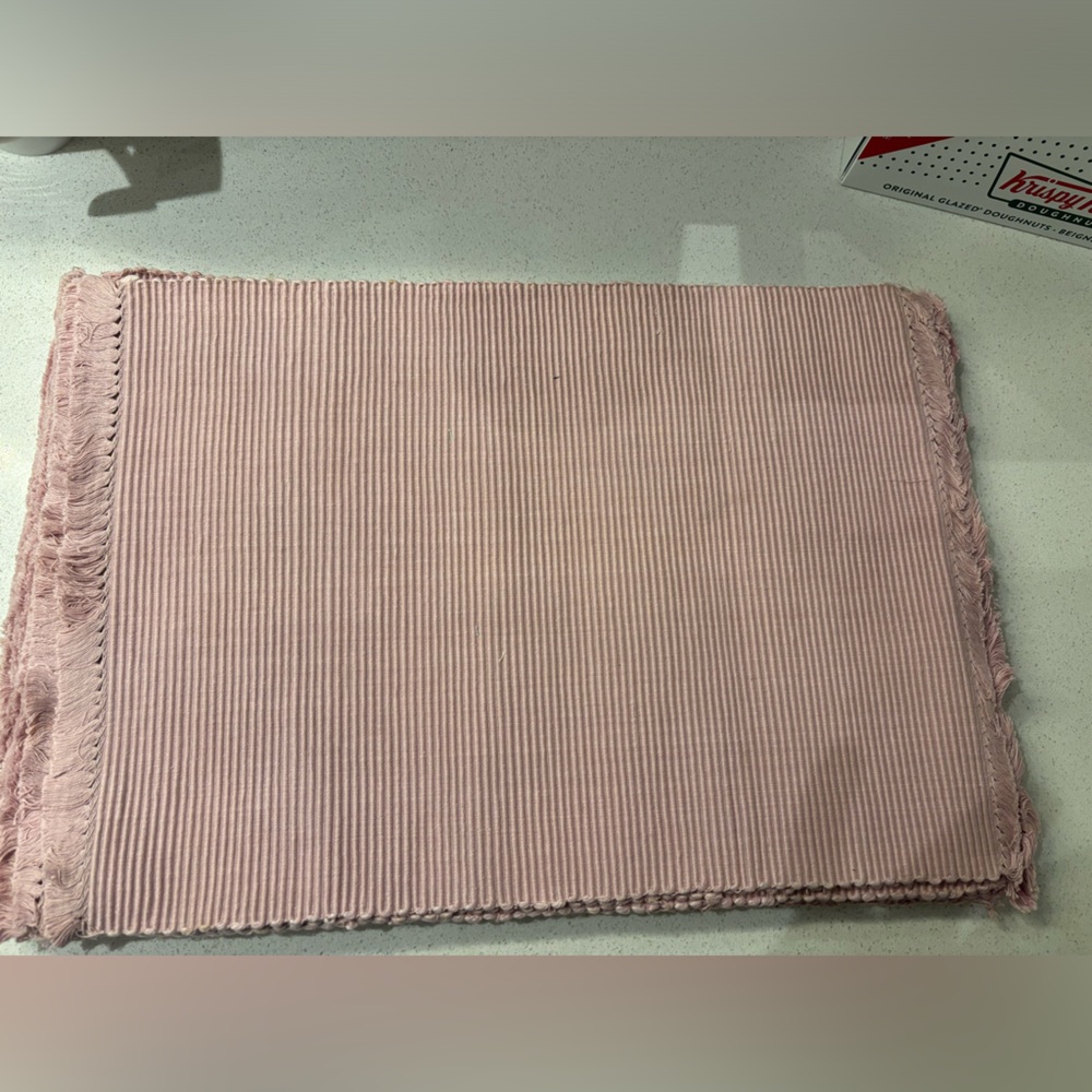 Set of 6 placemats NEW
